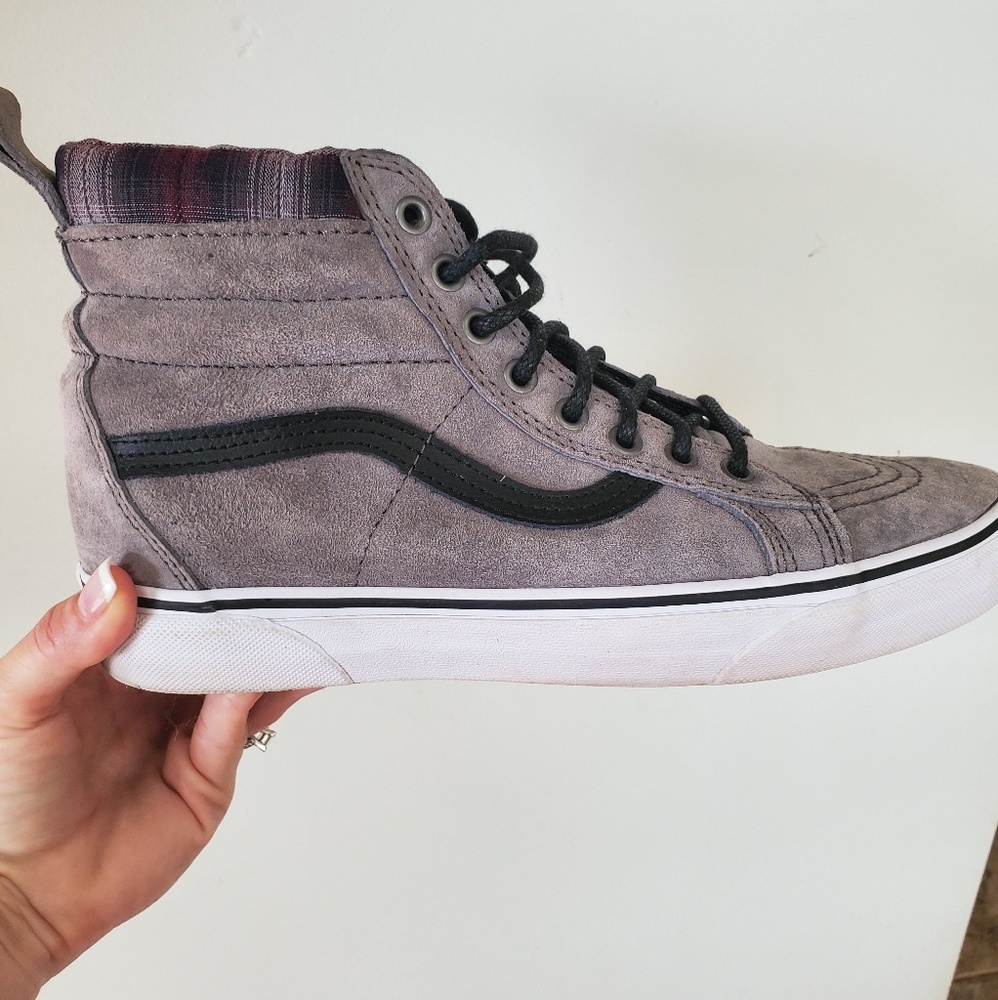 ❗SOLD❗Vans SK8-HI MTE in Pewter Gray w/ Plaid Trim - Picture 3 of 8
